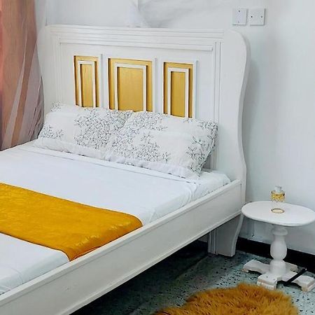Neighbourly Nest Apartment Mombasa Exterior foto